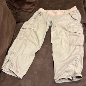 Maternity cargo capri